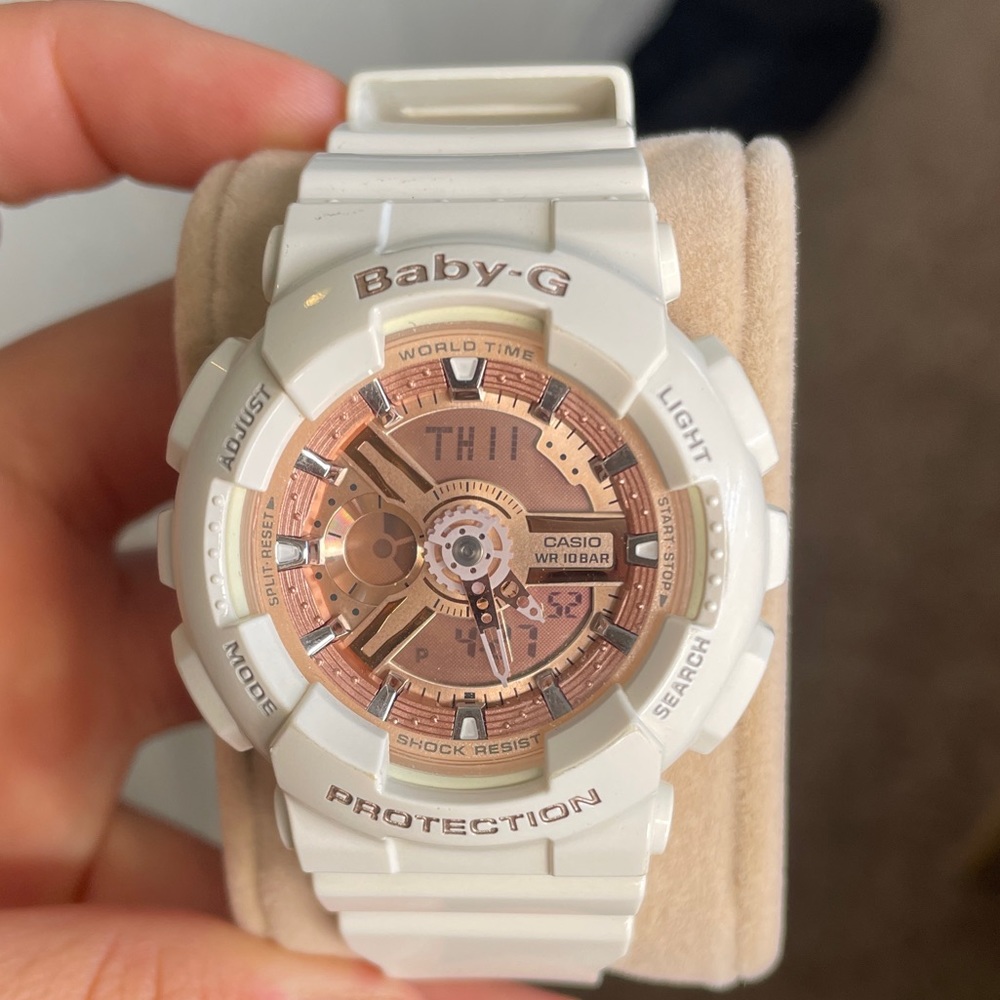 Womens baby G shock watch